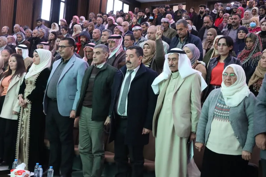 مقاطعة الفرات تتجه لإعادة تنظيم الكومينات وتعزيز دور المرأة