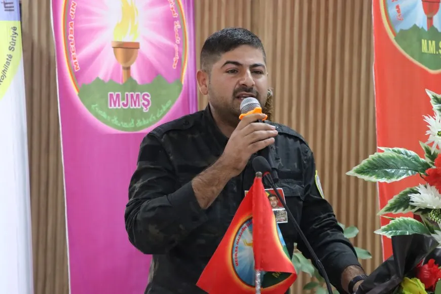 مراسم غيابية لمقاتلين من قوات الدفاع الشعبي في قامشلو