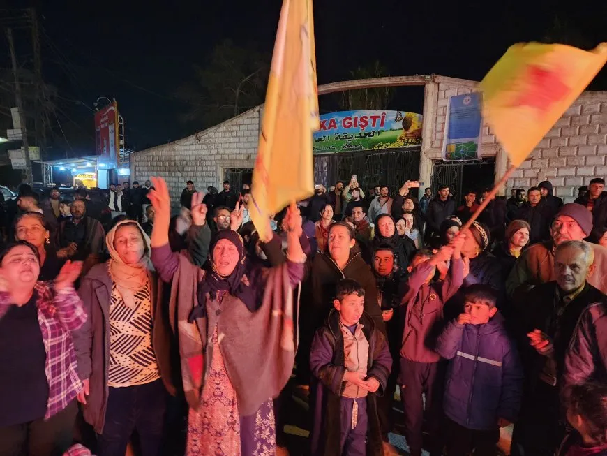 أهالي قامشلو وكوباني يدعمون مقاومة الشيخ مقصود والأشرفية