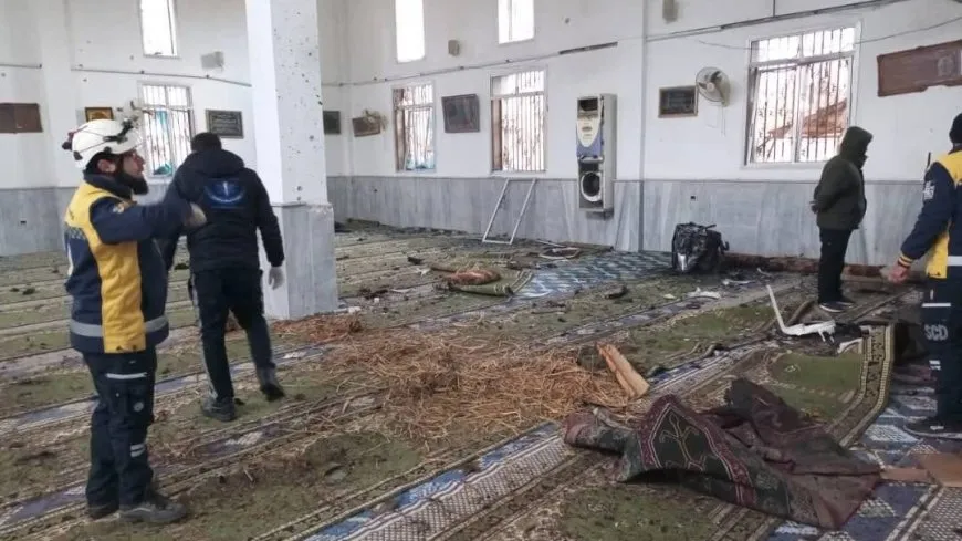 انفجار داخل مسجد في حمص