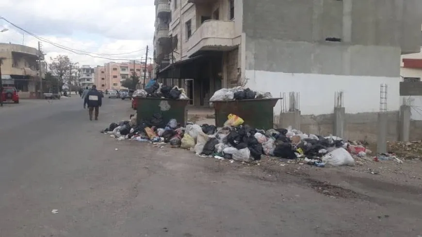 تكدّس النفايات يخنق مصياف وريف حماة ويهدد الصحة العامة