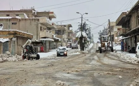 بلديات مقاطعة الجزيرة تواصل جهودها لمواجهة العاصفة الثلجية وفتح الطرق