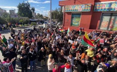 الكرد في لبنان ينتفضون دعماً لمقاومة روج آفا وتنديداً بالهجمات على المنطقة