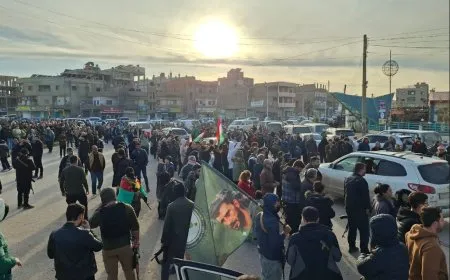 الآلاف في الحسكة يستقبلون قافلة النفير العام القادمة من جنوب كردستان