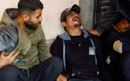 مقتل 11 فلسطينياً بينهم صحفيون في غزة