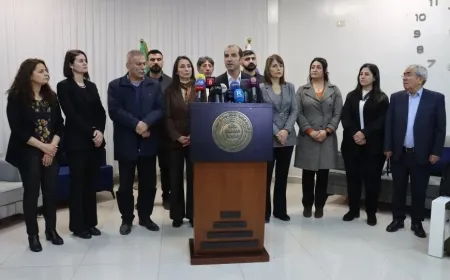 وفد شمال كردستان: يجب على الجميع دعم مقاومة روج آفا والانضمام لها