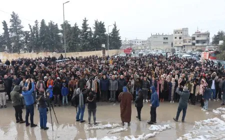 تحت الحصار.. تجمّع جماهيري في كوباني
