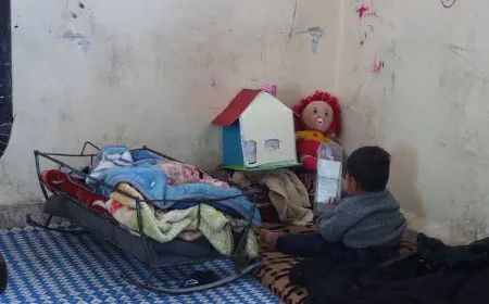 مهجّرون في مدارس كوباني: نطالب بوقف الهجمات وفك الحصار قبل إرسال المساعدات