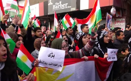 الآلاف في جنوب كردستان يؤكدون تضامنهم مع مقاومة شعب روج آفا