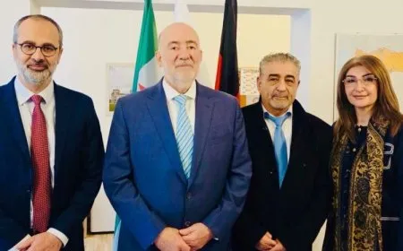 سفير إسرائيل في ألمانيا يدعو لحماية الكرد ومحاسبة الحكومة المؤقتة