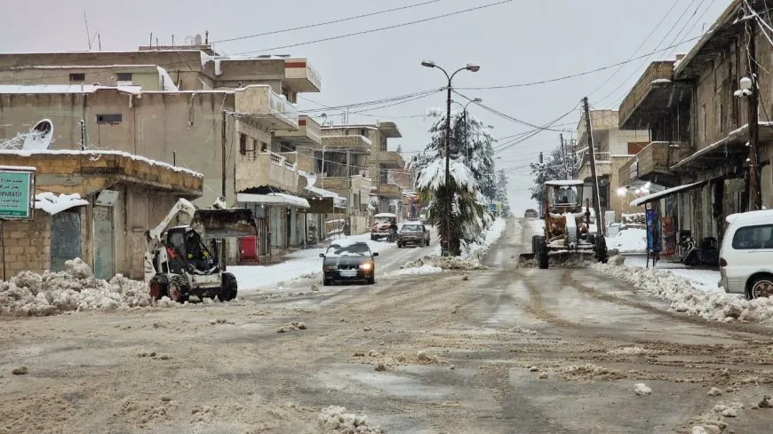 بلديات مقاطعة الجزيرة تواصل جهودها لمواجهة العاصفة الثلجية وفتح الطرق