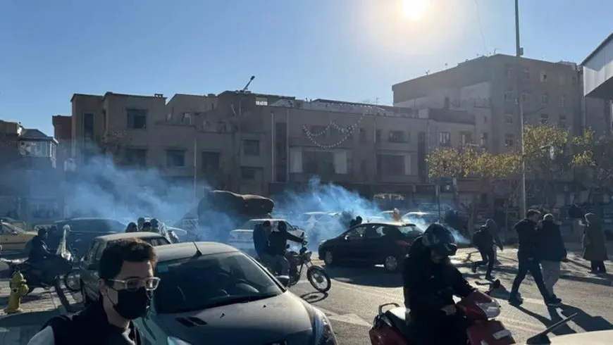قتيلان في مواجهات بين متظاهرين وقوات الأمن جنوب غرب إيران