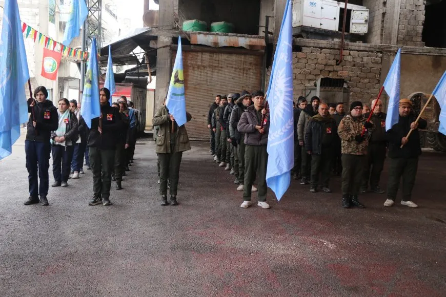 مراسم غيابية لمقاتل من قوات الدفاع الشعبي في حلب 