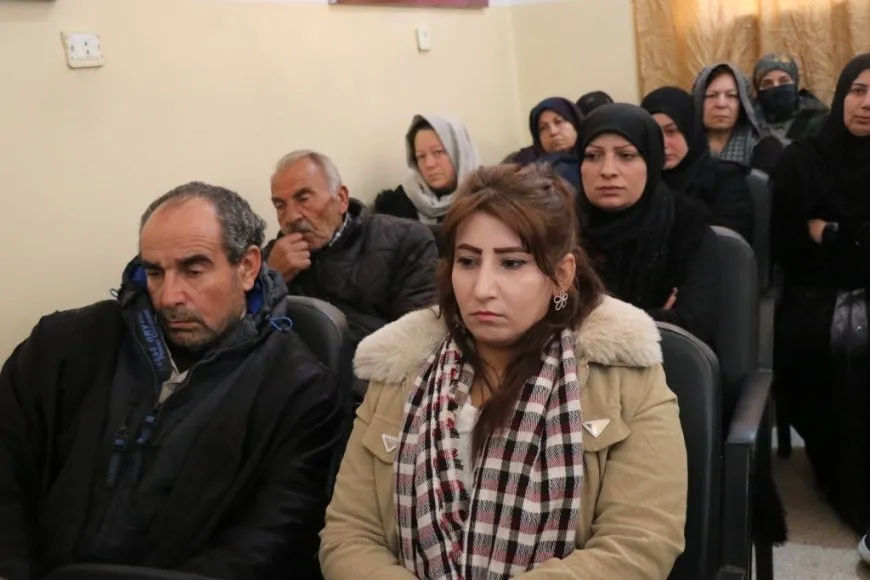 مجلس عوائل شهداء الطبقة يبدأ جلسات قراءة لمانيفستو السلام