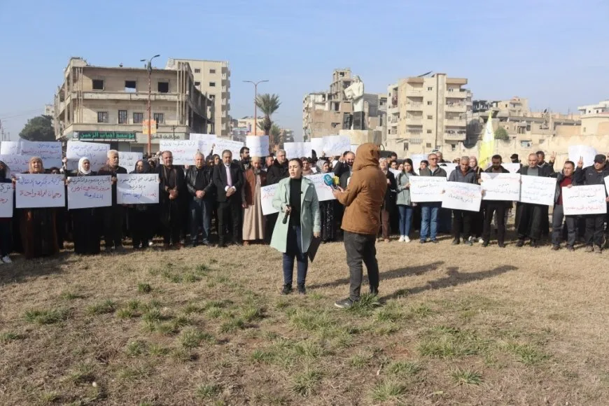 أهالي الرقة ودير الزور يدينون الهجمات على حيي الشيخ مقصود والأشرفية