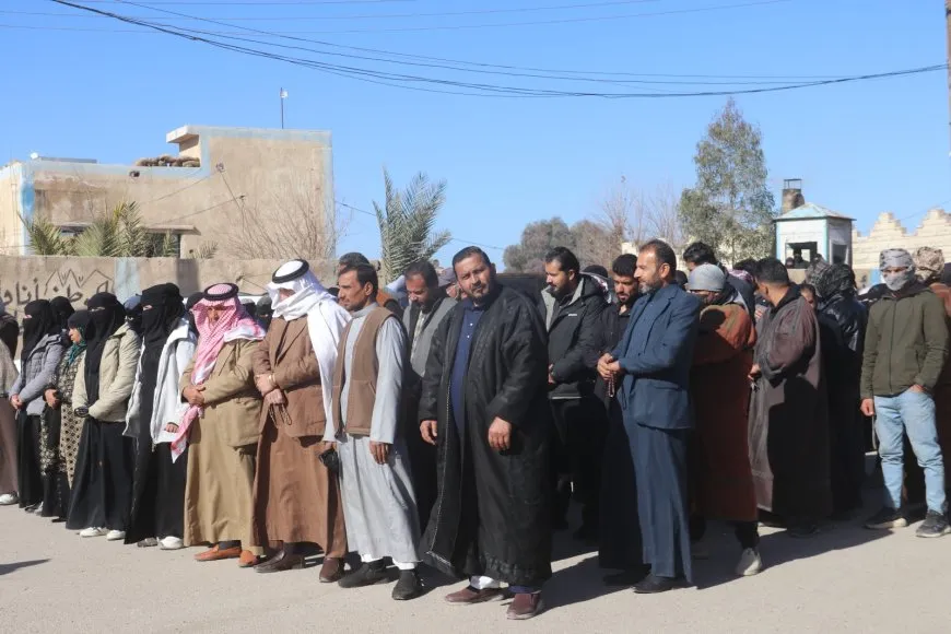 أهالي دير الزور ينددون بالمجازر التي ارتُكبت في الشيخ مقصود والأشرفية