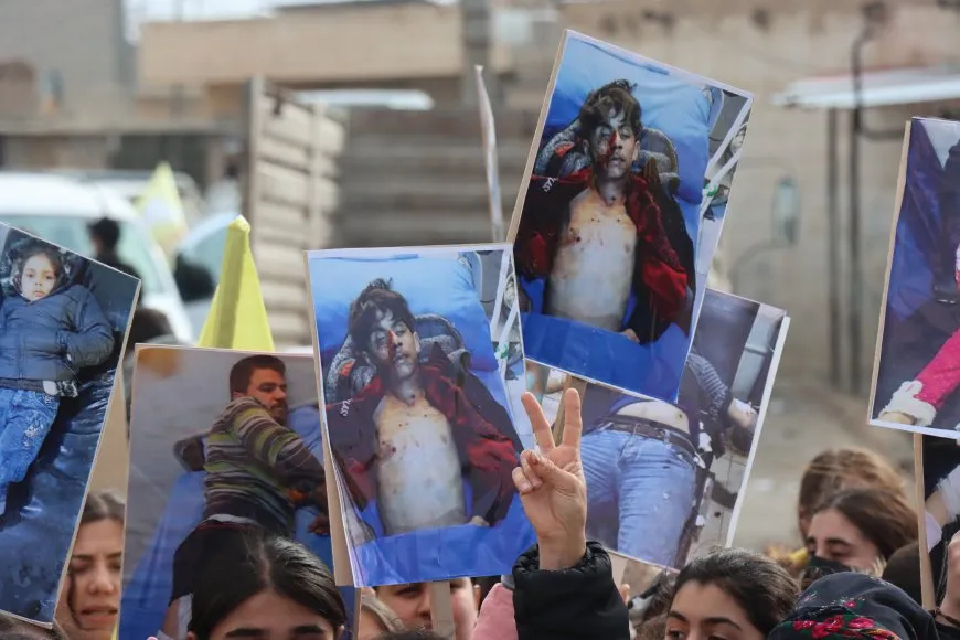 مسيرة في عامودا للتنديد بمجازر الشيخ مقصود والأشرفية وبني زيد