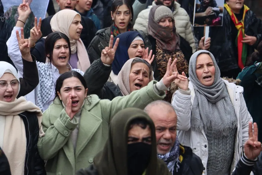 مسيرة جماهيرية في قامشلو استذكاراً للشهيد زياد حلب
