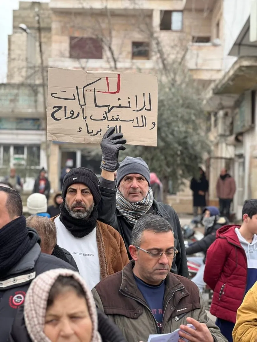 احتجاج في ريف حماة على انعدام الأمن وتزايد الجرائم
