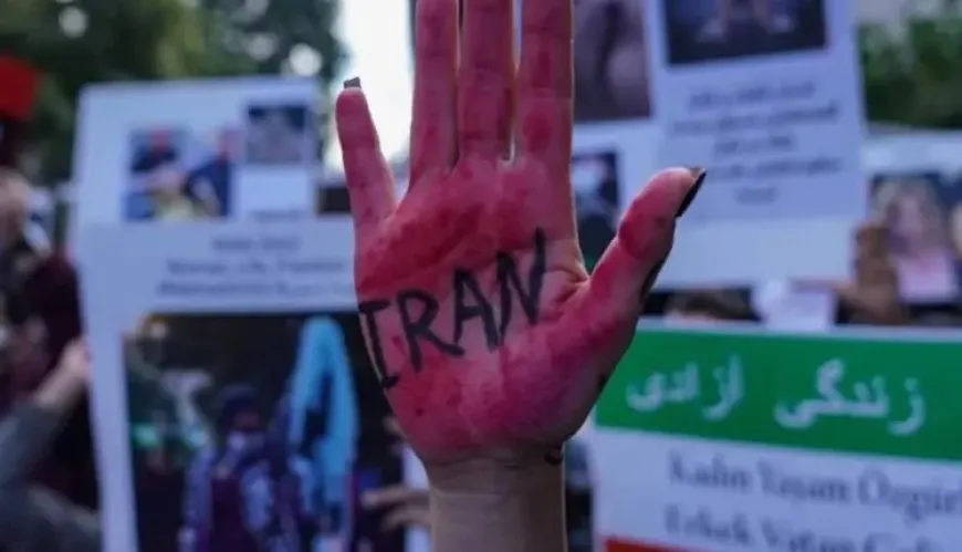 تقارير تؤكد مقتل أكثر من 36 ألف محتجّ في إيران