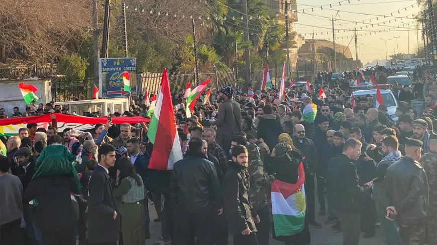 الآلاف من أهالي كركوك والسليمانية يؤكدون دعمهم لمقاومة روج آفا