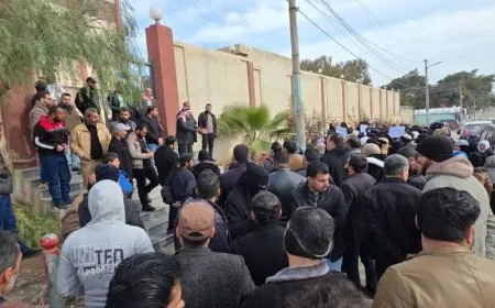 معلمو ومعلمات الطبقة يضربون عن العمل 