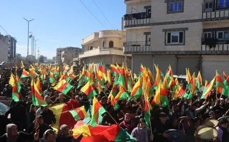 أهالي كوباني يخرجون للساحات دفاعاً عن مكتسبات الثورة