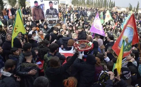 تشييع جثمان شهيد ومراسم غيابية لآخر في مدينة الدرباسية