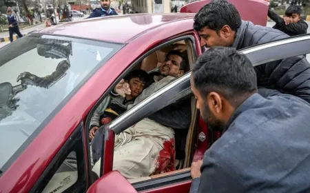 أكثر من 160 قتيل وجريح بتفجير استهدف مسجداً شيعياً في باكستان