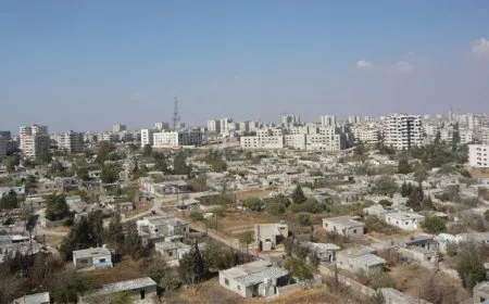 موجة تهجير قسري تطال المزرعة بريف حمص وسط تحذيرات محلية