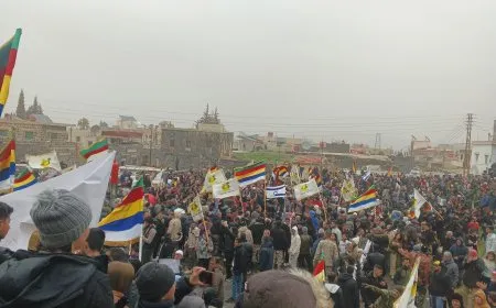 مظاهرة حاشدة في السويداء تطالب بعودة المخطوفين وحق تقرير المصير