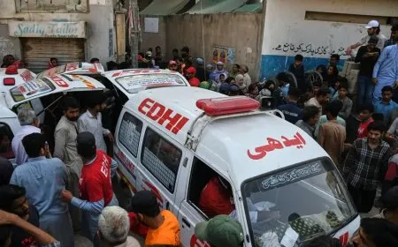 مقتل 16 شخصاً في انهيار مبنى جراء انفجار بمدينة كراتشي الباكستانية