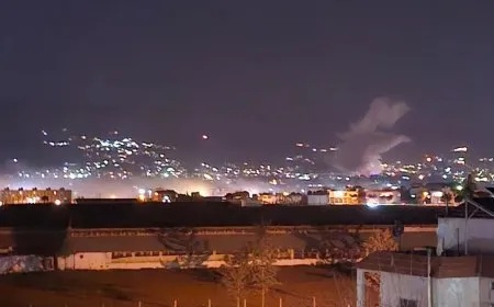 مقتل 10 أشخاص بينهم مسؤول في حزب الله بغارات إسرائيلية