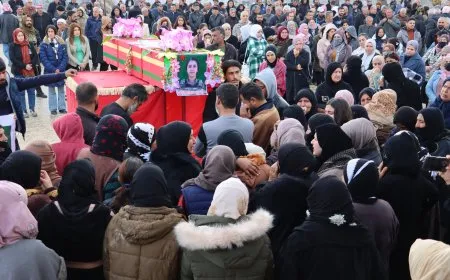 تشييع جثمان مقاتلة من وحدات حماية المرأة في تربه سبيه