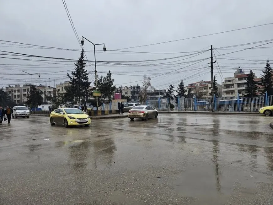 الطقس بين صحو جزئي نهاراً ومنخفض جوي يبدأ تأثيره على الساحل