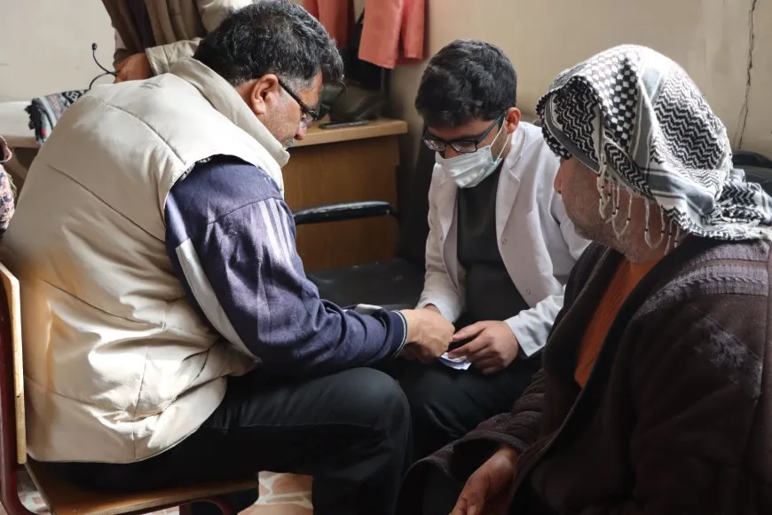 أطباء جنوب كردستان يقدمون الرعاية الطبية للمهجرين في قامشلو