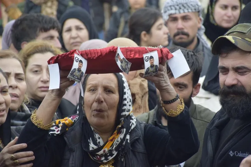 تشييع جثمان شهيد ومراسم غيابية لآخر في مدينة الدرباسية