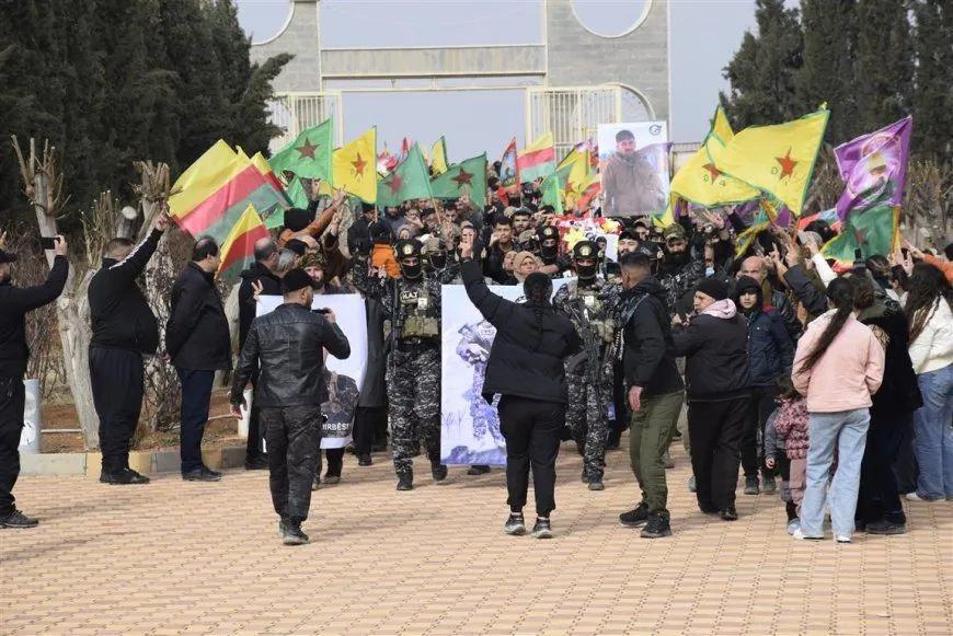 تشييع جثمان شهيد ومراسم غيابية لآخر في مدينة الدرباسية