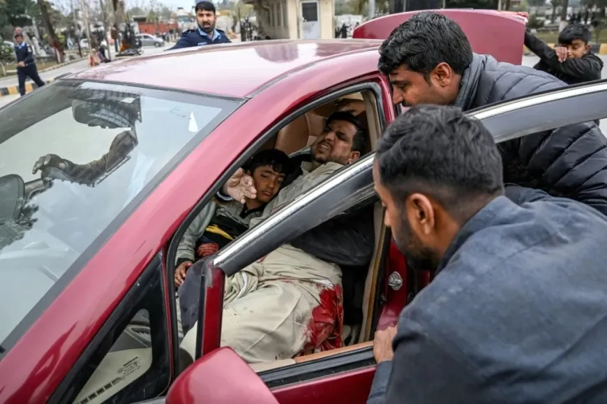 أكثر من 160 قتيل وجريح بتفجير استهدف مسجداً شيعياً في باكستان