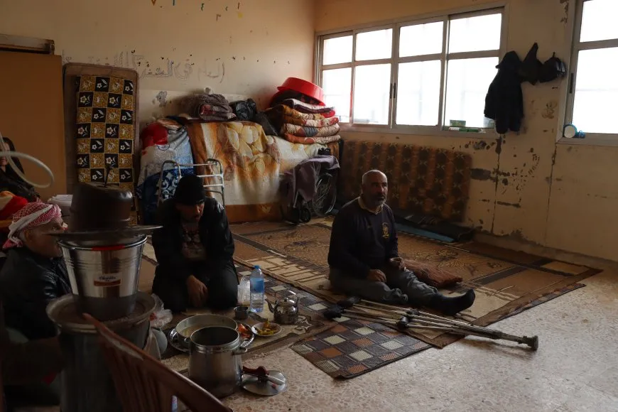 مدارس تحوّلت إلى مراكز إيواء.. حين تكون صفوف العلم شاهدة على التهجير