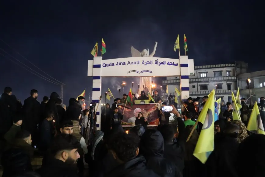 شبيبة روج آفا ينددون بالمؤامرة الدولية بحق القائد عبد الله أوجلان