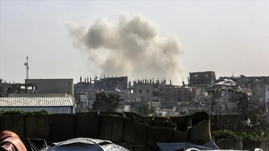 مقتل 12 شخصاً وإصابة آخرين في غارات إسرائيلية على قطاع غزة