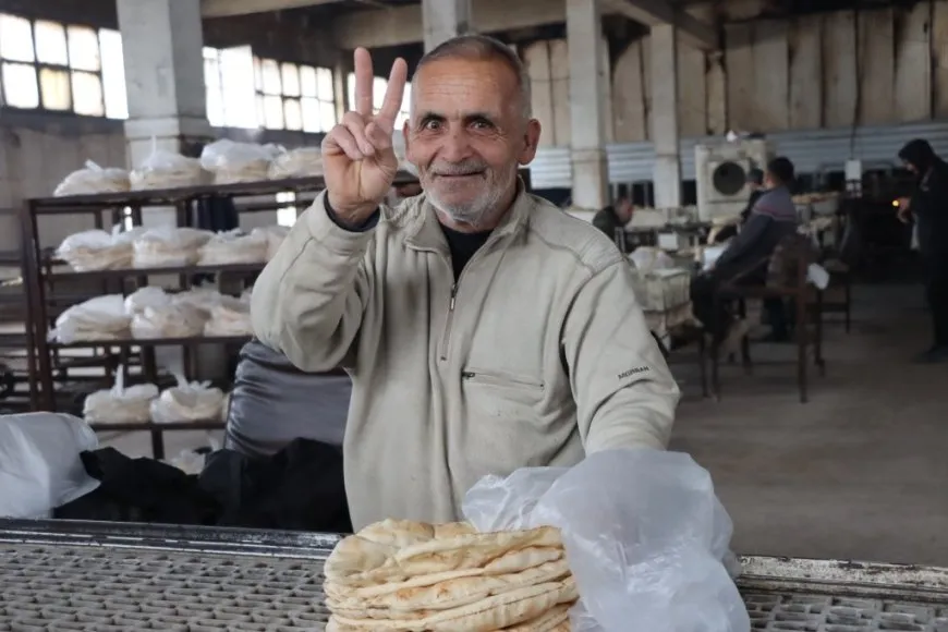 حصار كوباني مستمر.. الفرن الآلي يعمل بأقصى طاقته لتأمين احتياجات الأهالي