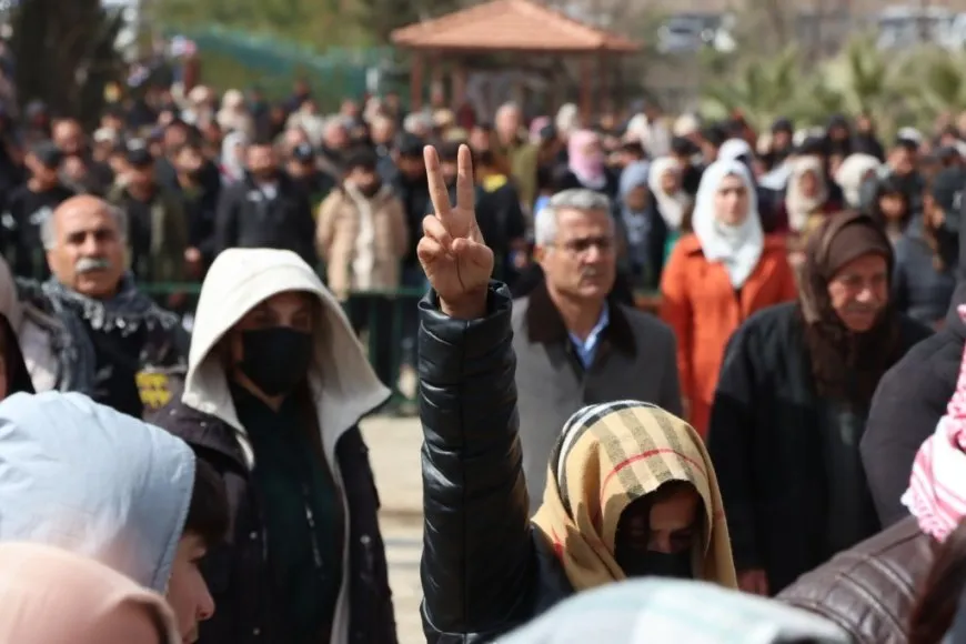 مراسم تشييع لـ 7 شهداء في كوباني