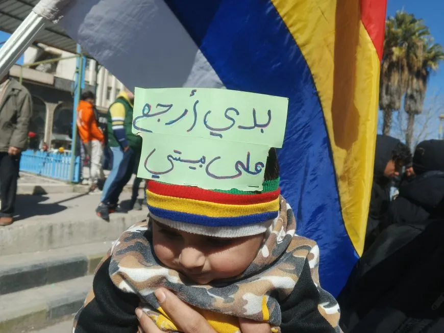 وقفة احتجاجية في السويداء للمطالبة بالمعتقلين وحق تقرير المصير