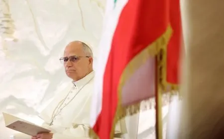 بابا الفاتيكان يدعو للحوار ووقف العنف في الشرق الأوسط