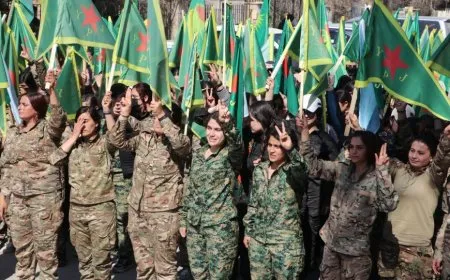 نساء يرفضن إقصاء YPJ ويؤكدن: وجودها في الجيش ضرورة أمنية ومجتمعية