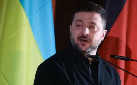 زيلينسكي يوفد كبير المفاوضين الأوكرانيين ومسؤولين عسكريين إلى الشرق الأوسط