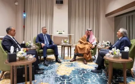 اجتماع إسلام أباد الرباعي يدعو إلى مسار تفاوضي بين واشنطن وطهران