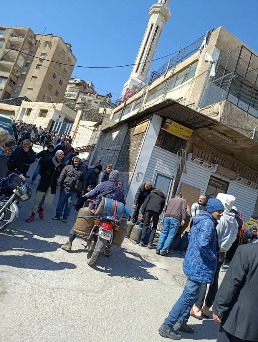 طوابير المحروقات تتجدد في سوريا ونفي رسمي لوجود أزمة